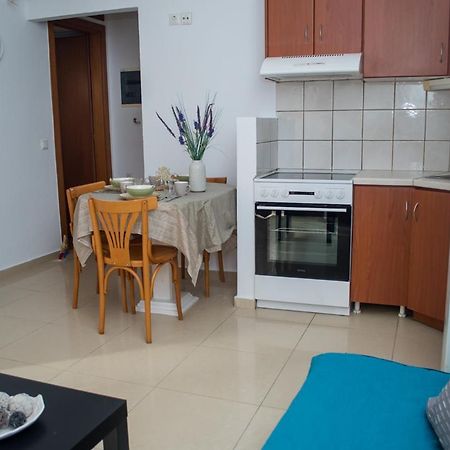 Appartamento Sun By The Sea 2 Agia Pelagia  Esterno foto